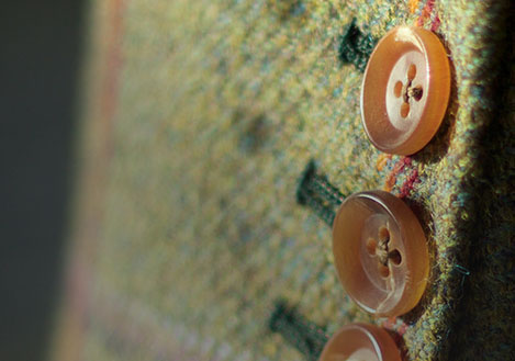 Bespoke Tailoring Sewed Buttons