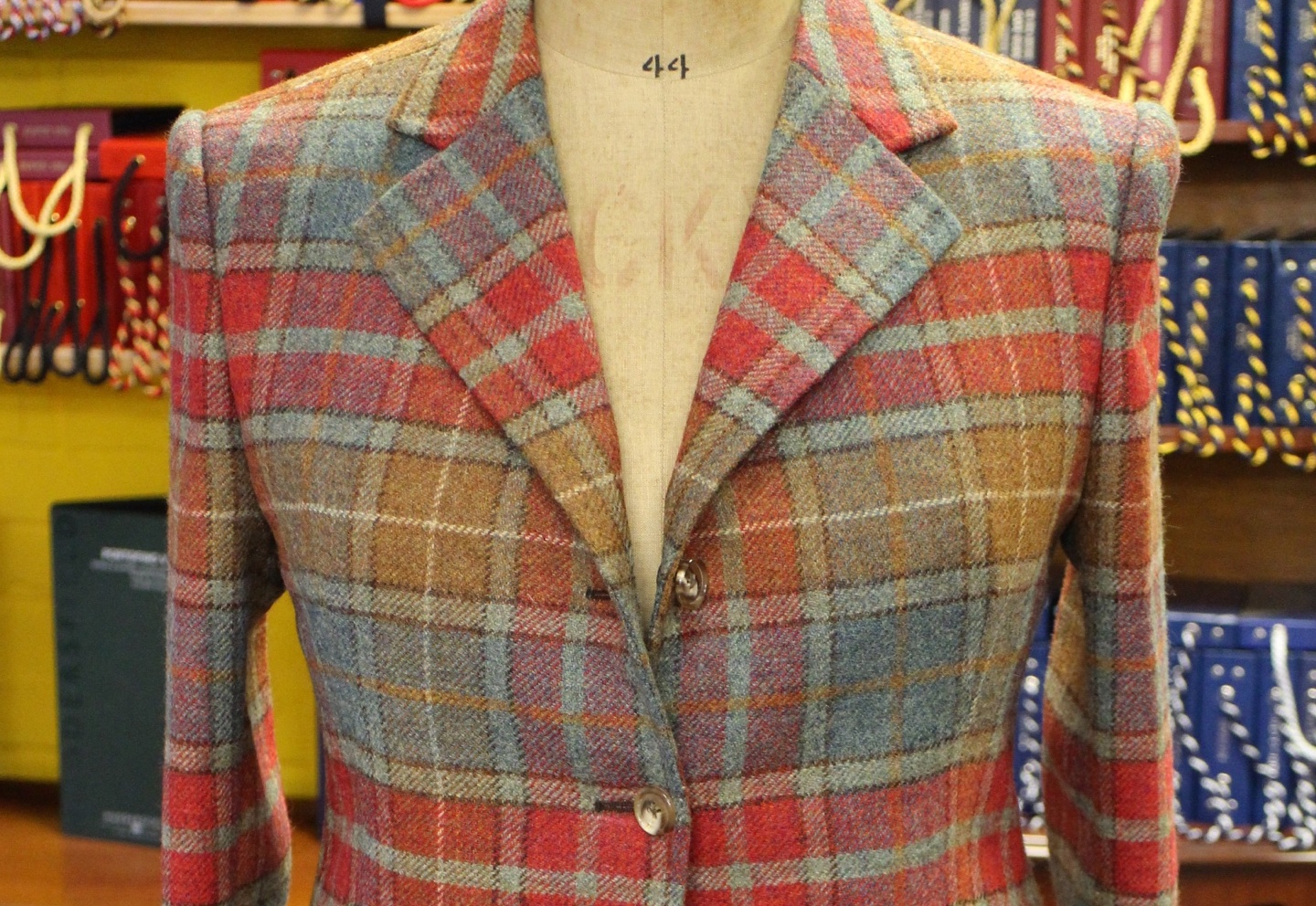 Bespoke Tailored Ladies Jacket on Manakin